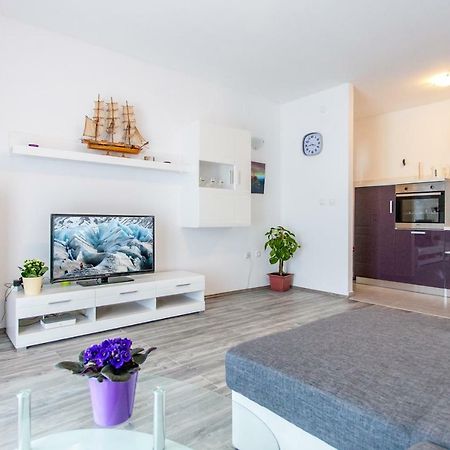 Apartman Miami 포드스트라나 객실 사진
